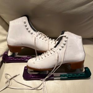 Ice skates size 8 Riedell